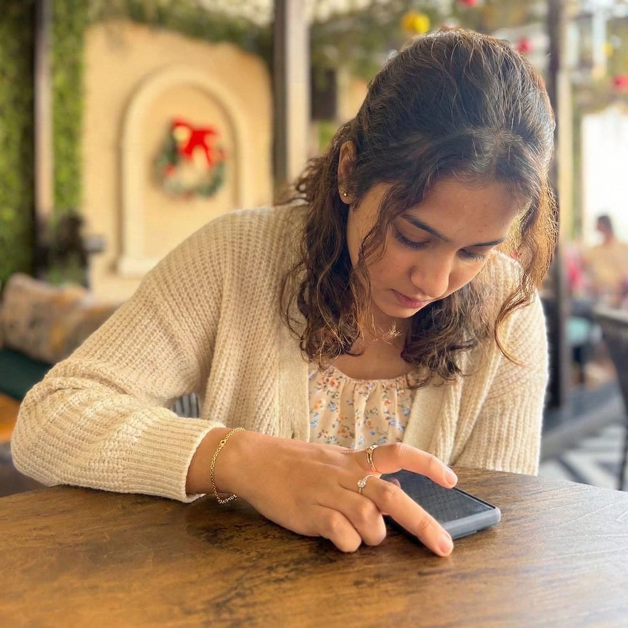 Riya Agarwal's avatar